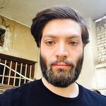پوریا نیک جو