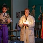 دانلود فیلم پرستار برای شکار هیولا