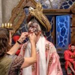 دانلود فیلم بر فراز جاده های جادویی 2021