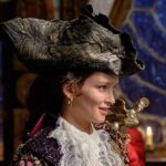 دانلود فیلم بر فراز جاده های جادویی 2021