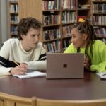 دانلود فیلم ایوان هانسن عزیز 2021