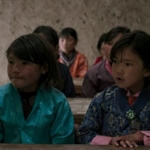 دانلود فیلم لونانا وراجی در کلاس درس 2019