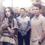 دانلود سریال سیب هرگز نمی افتد 2024