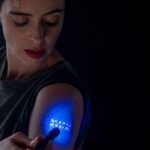 دانلود سریال یتیم سیاه پوش پژواک ها 2023