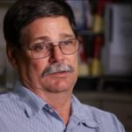 دانلود سریال زندگی و مرگ رابرت درست 2015